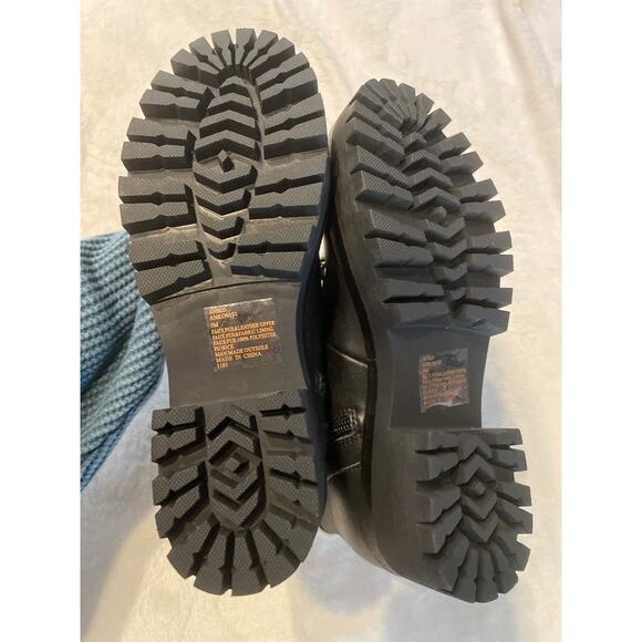 NWOB STEVE MADDEN Aniko Winter Boots Black 5M Platform Lug Sole Faux Fur - Picture 6 of 8